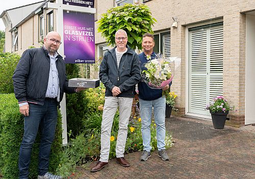 Eerste glasvezelaansluiting geactiveerd in gemeente Hoeksche Waard